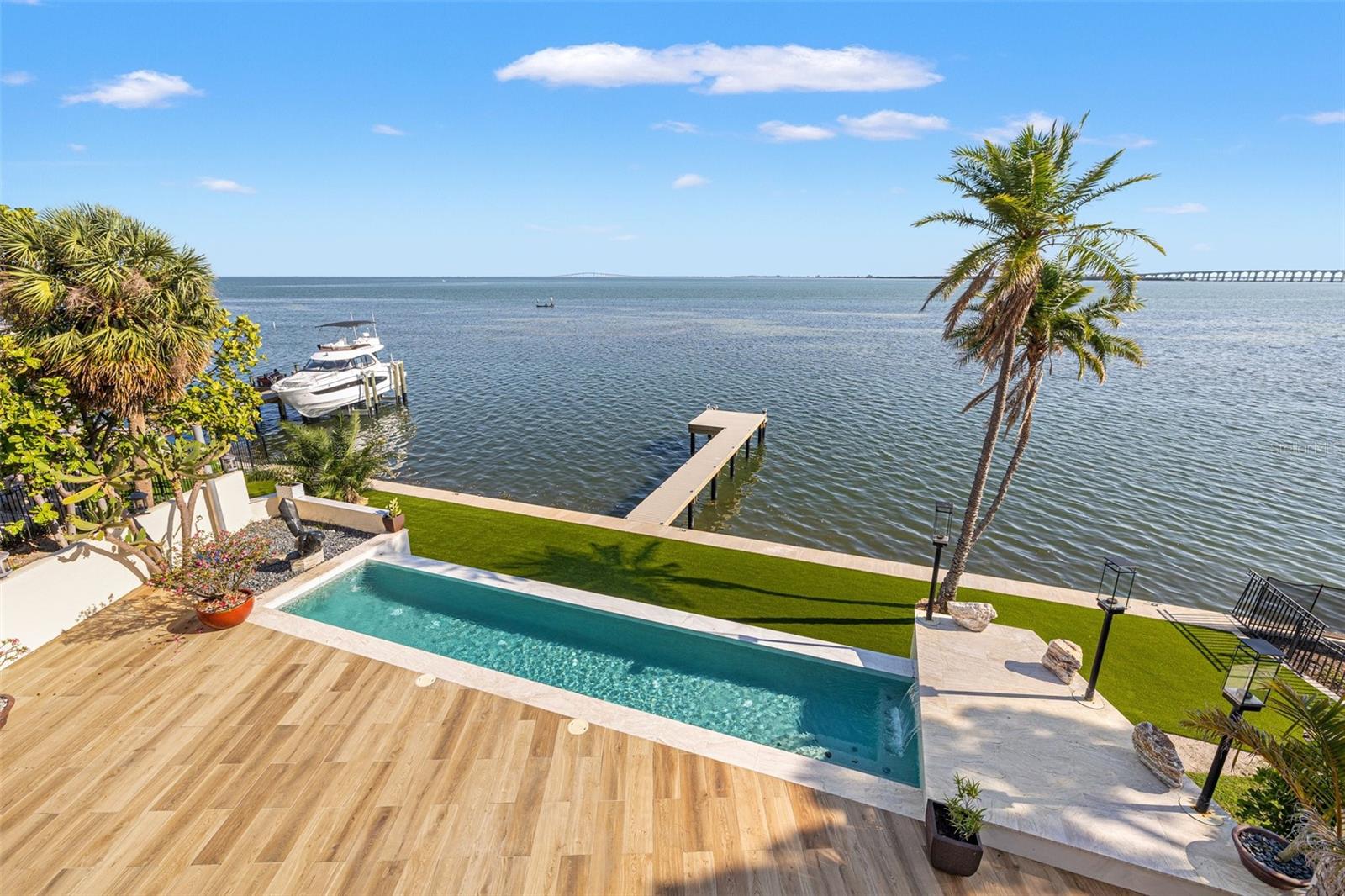 Image 42 of 66 For 2400 Pinellas Point Drive S