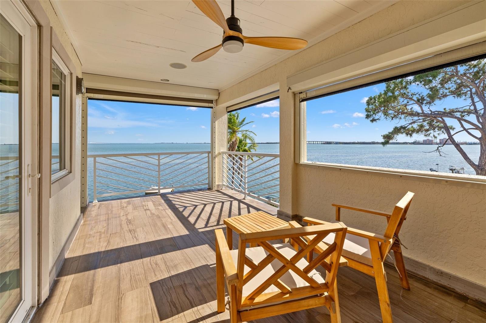 Image 9 of 66 For 2400 Pinellas Point Drive S