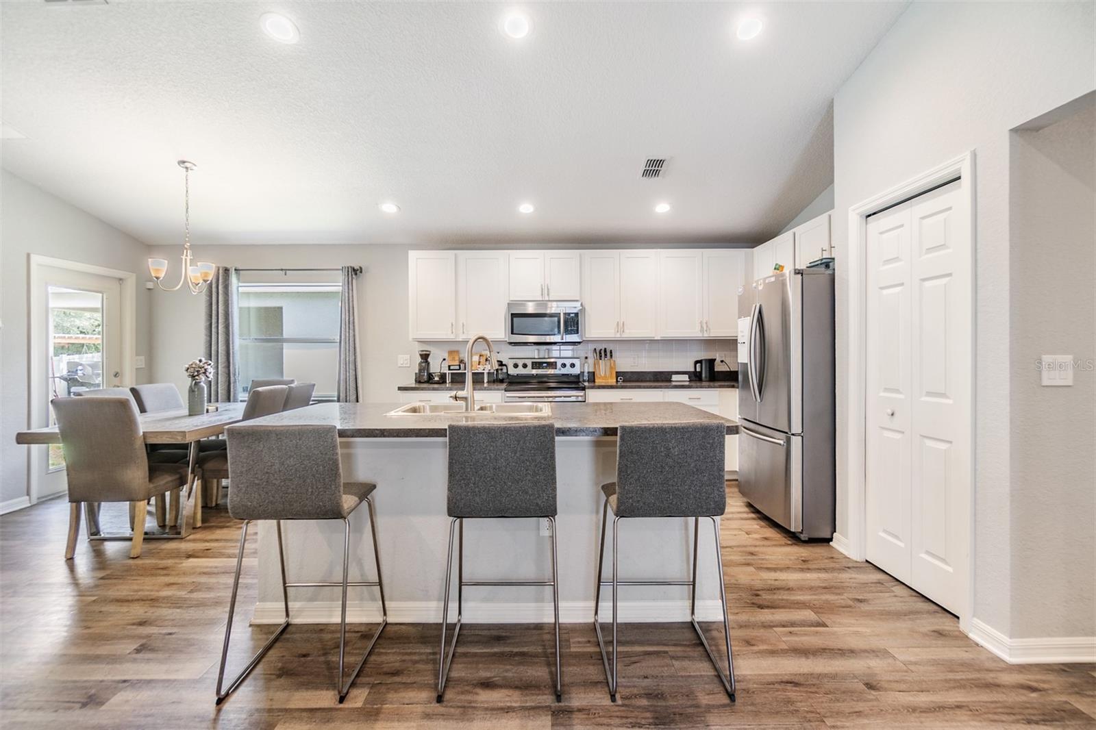 Image 16 of 39 For 13814 Harvestwood Lane