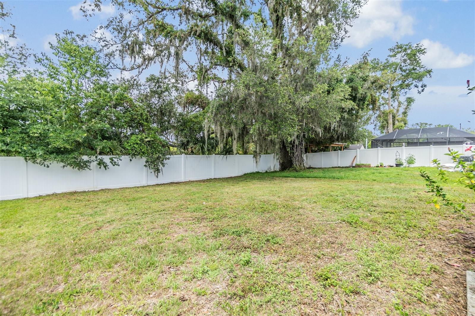 Image 29 of 39 For 13814 Harvestwood Lane