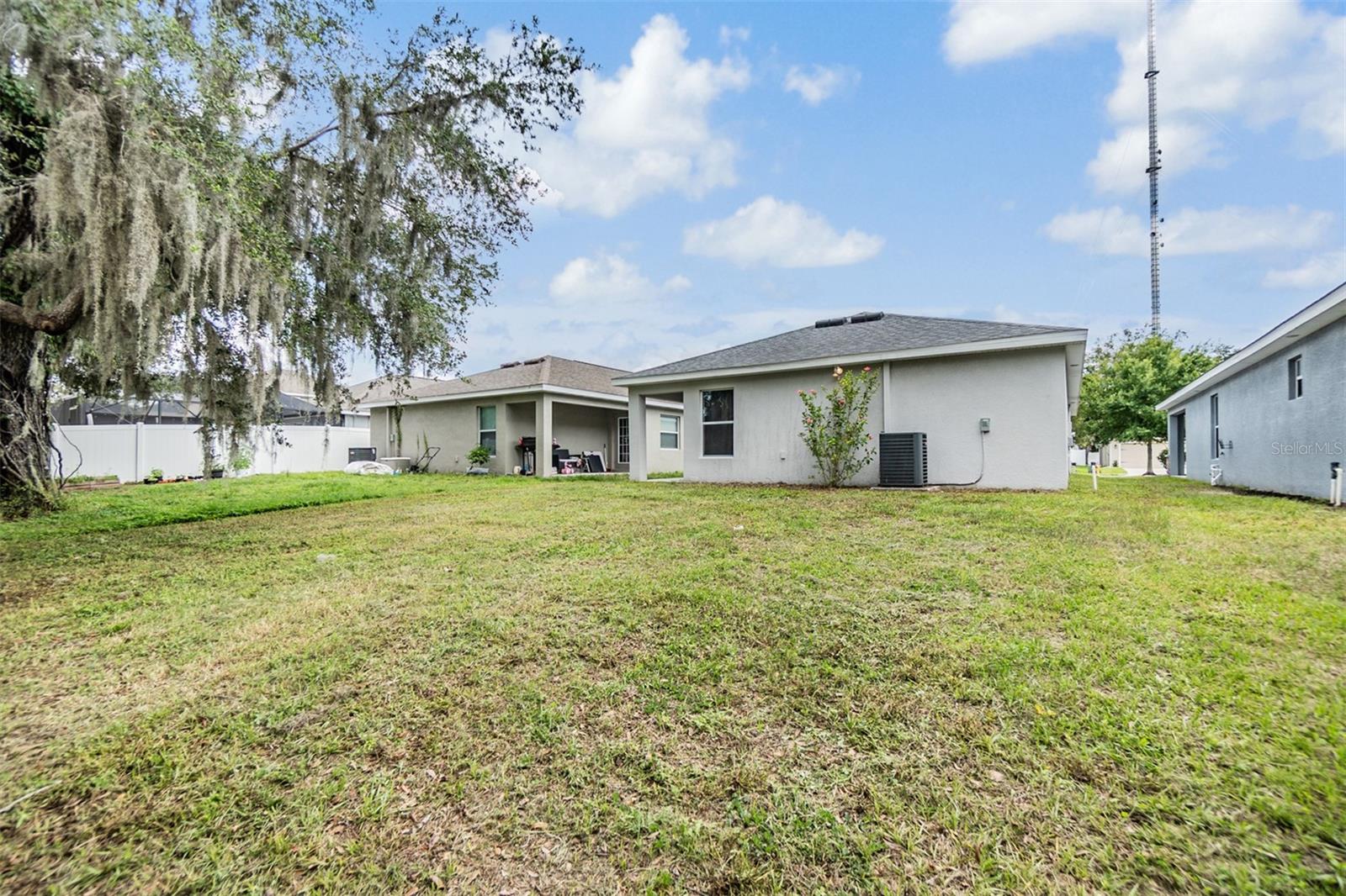 Image 33 of 39 For 13814 Harvestwood Lane