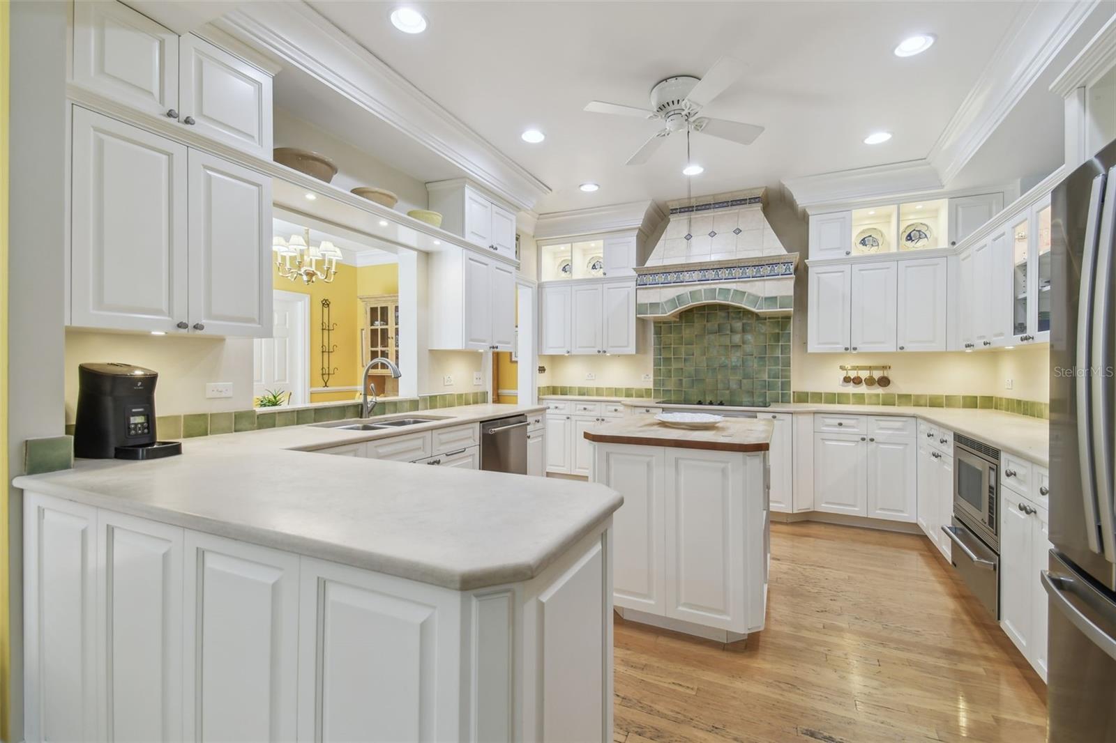 Image 11 of 36 For 3105 San Isidro Street