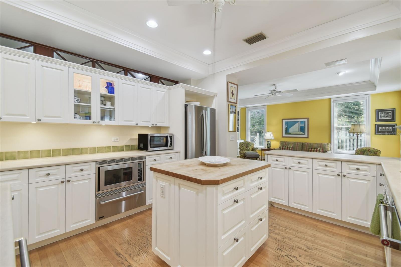 Image 13 of 36 For 3105 San Isidro Street