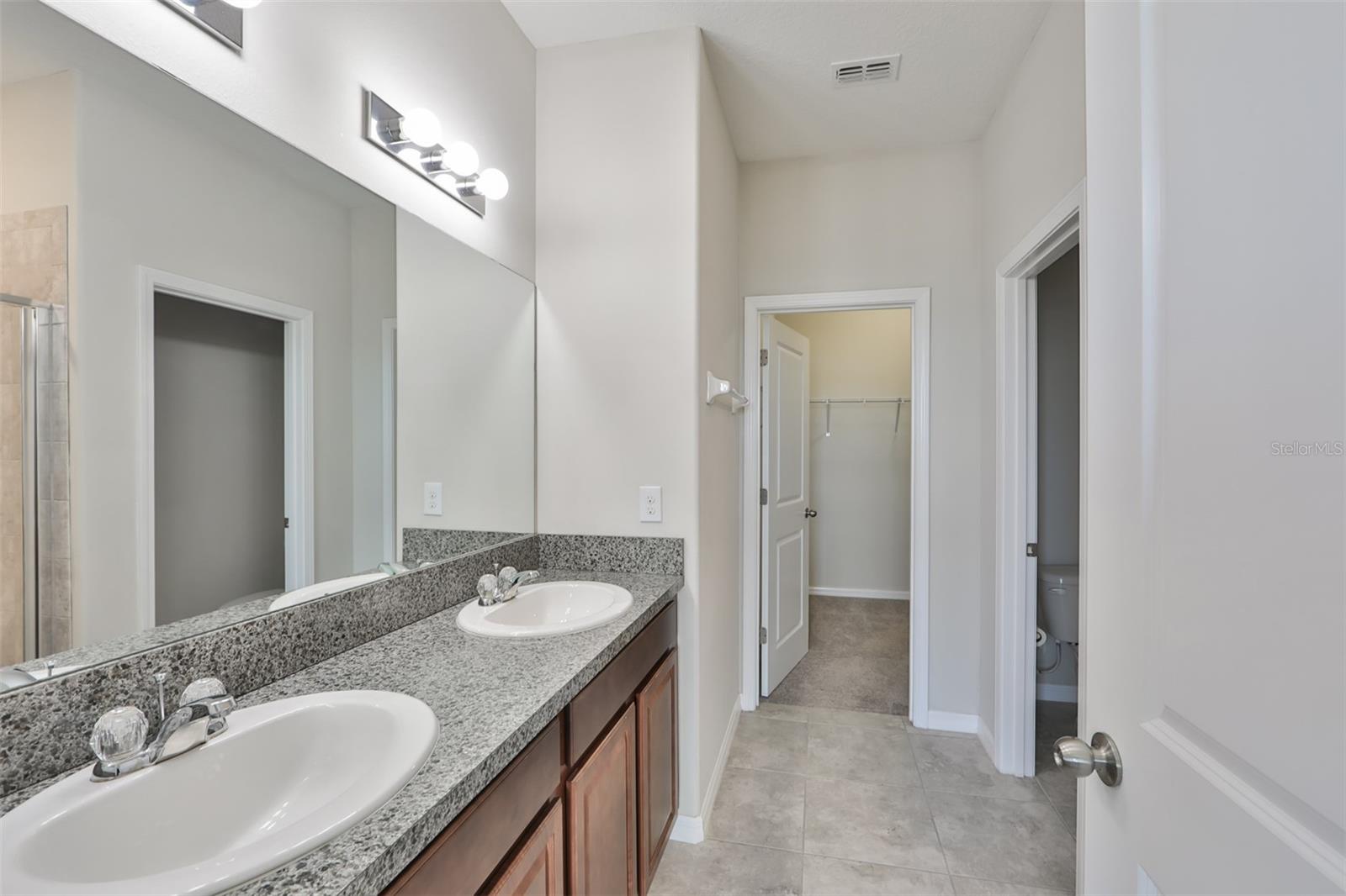 Image 12 of 36 For 6309 Shore Vista Place