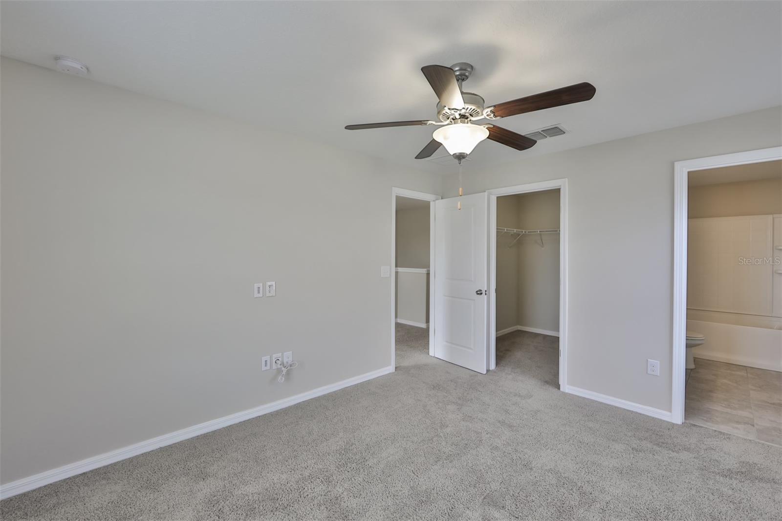 Image 19 of 36 For 6309 Shore Vista Place