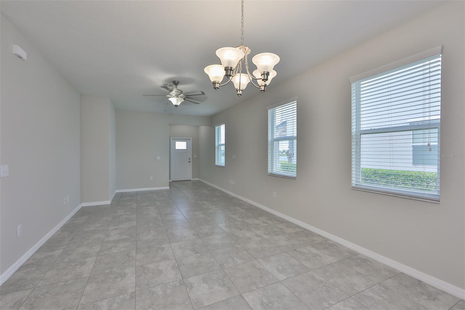 Image 8 of 36 For 6309 Shore Vista Place