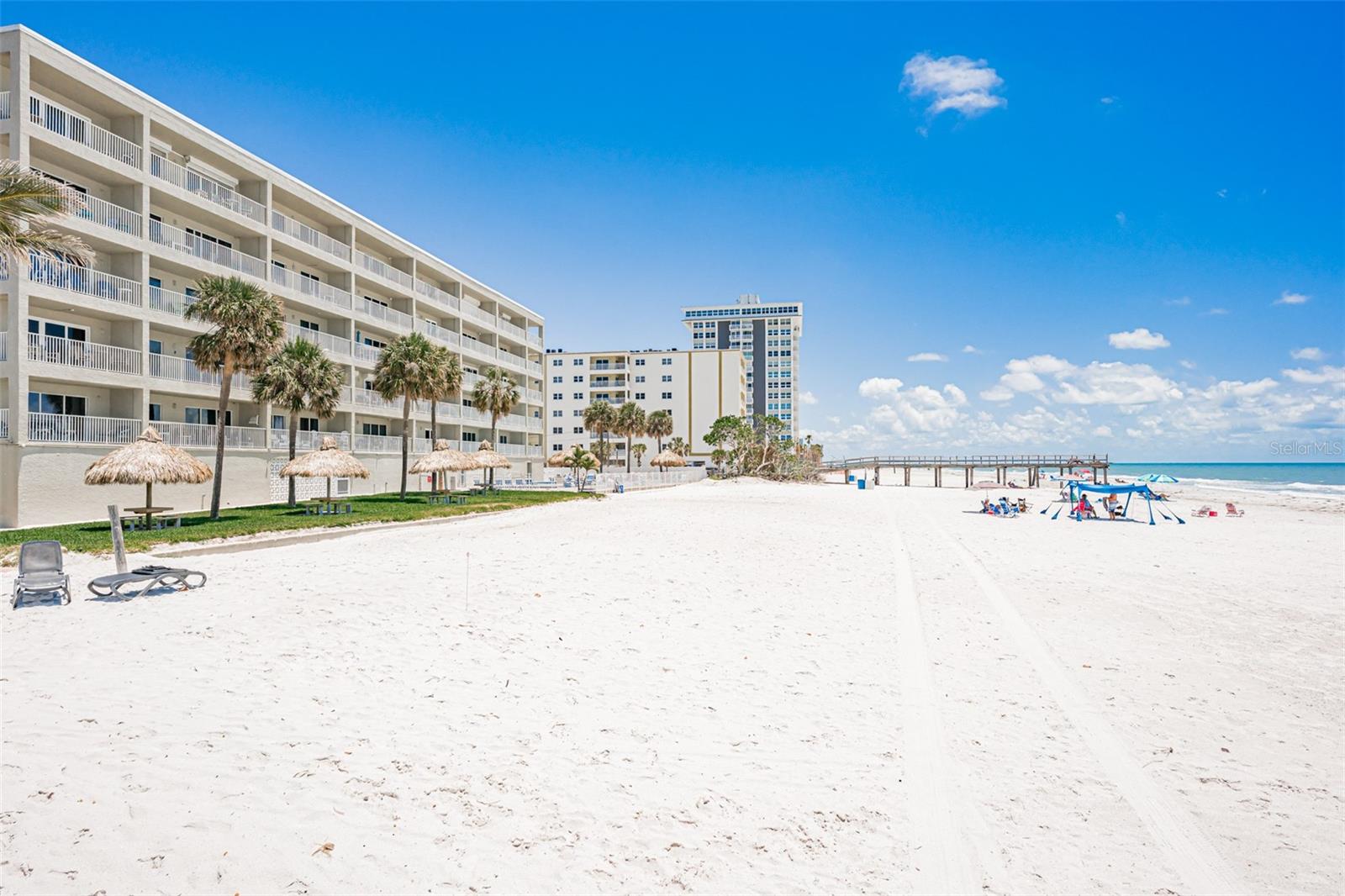 Image 52 of 53 For 17500 Gulf Boulevard 407