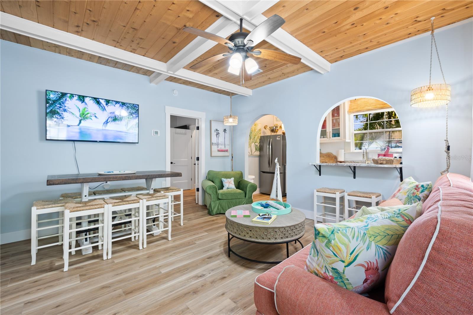 Image 6 of 68 For 722 Gulf Boulevard