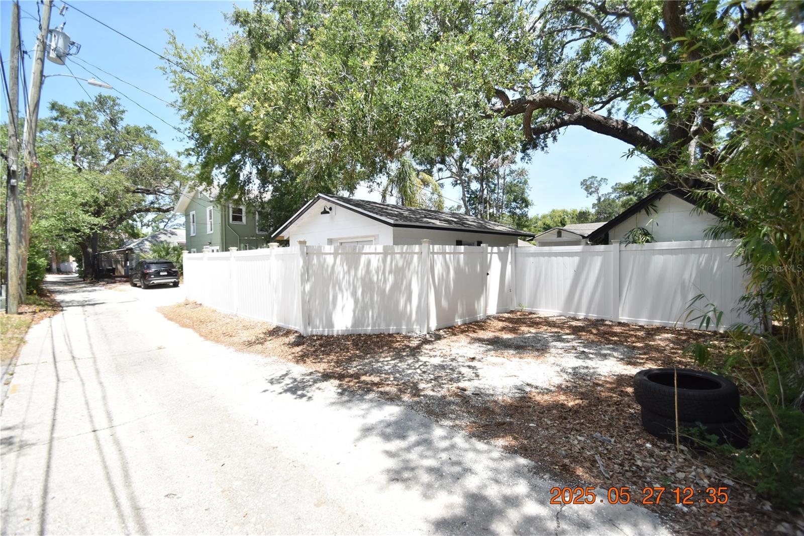 Image 7 of 36 For 907 Jones Street Rear