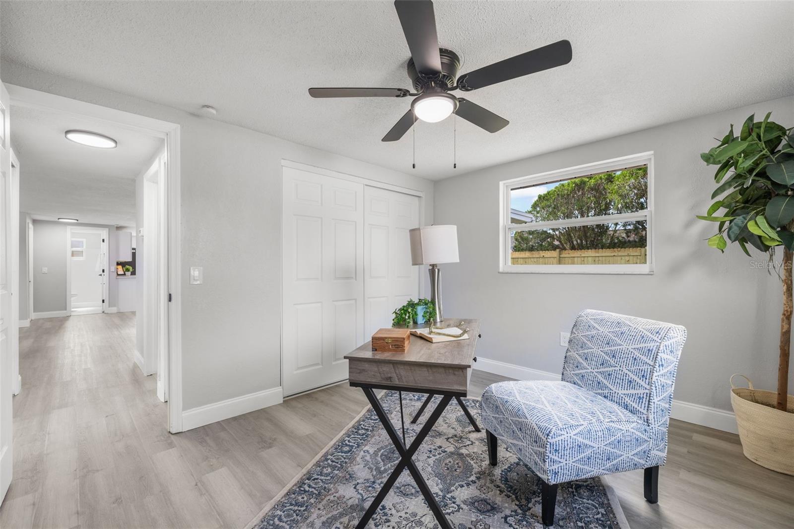 Image 16 of 34 For 6804 Tierra Verde Street