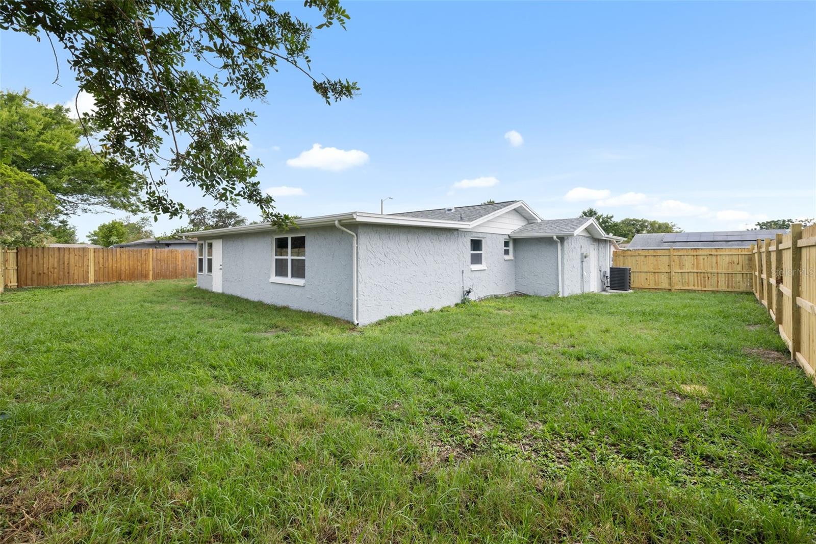 Image 25 of 34 For 6804 Tierra Verde Street