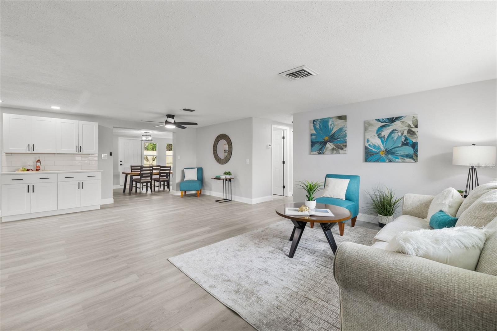 Image 3 of 34 For 6804 Tierra Verde Street