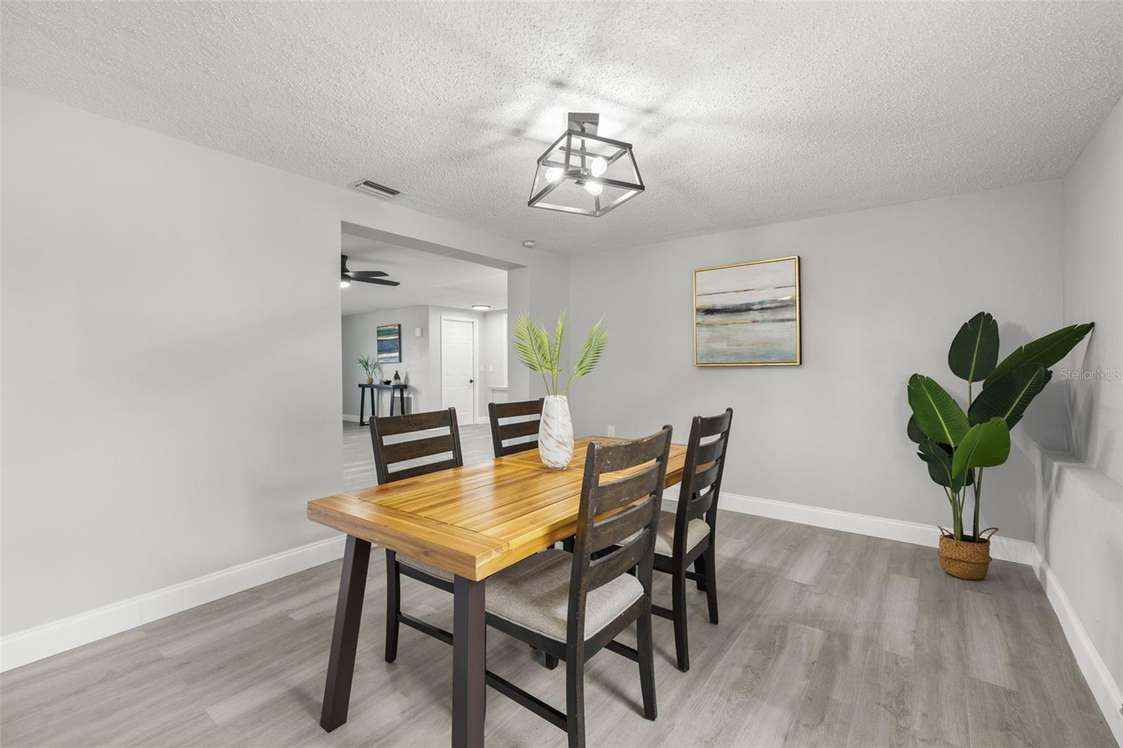 Image 8 of 34 For 6804 Tierra Verde Street