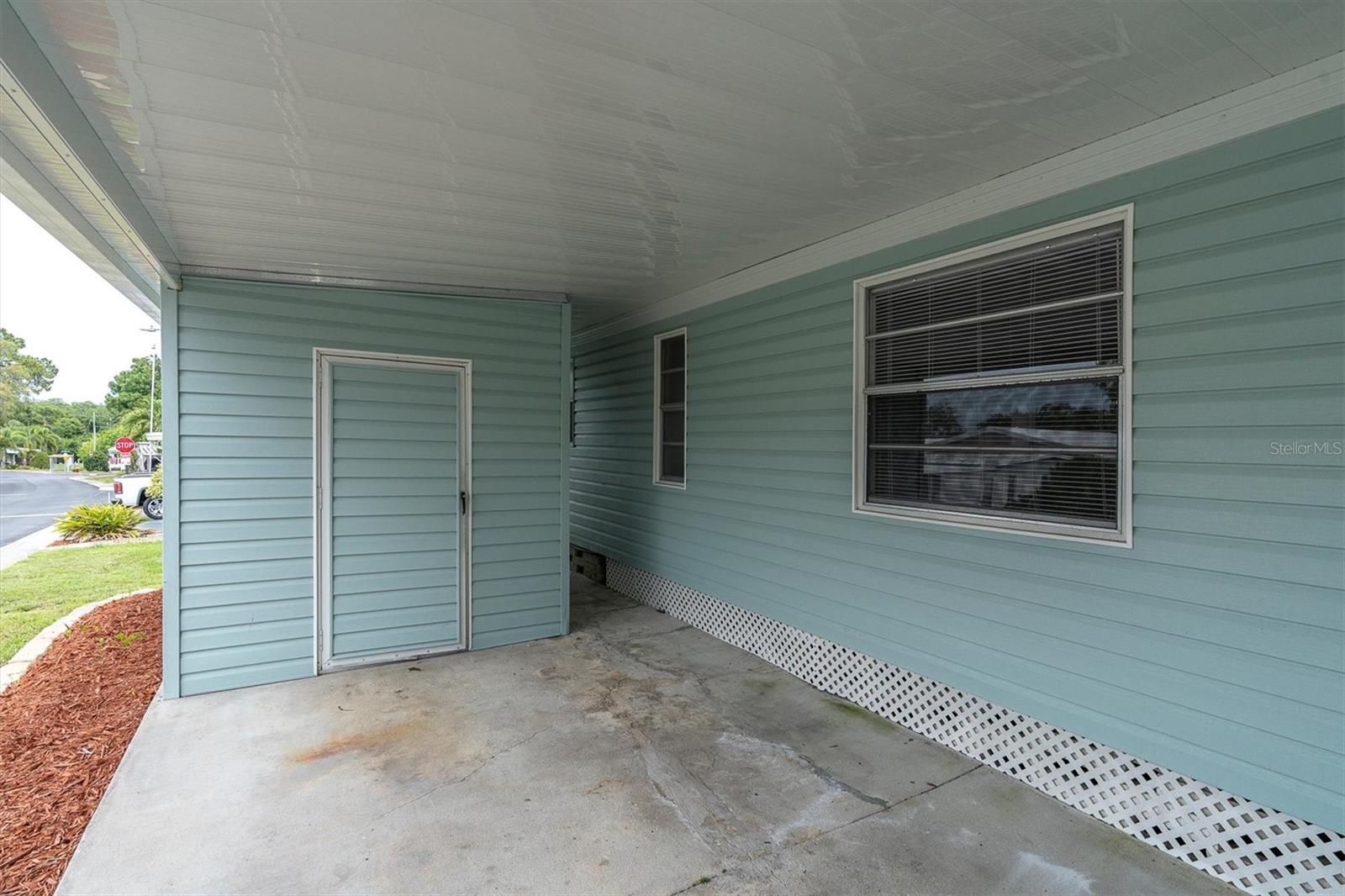 Listing photo id 26 for 11 Palm Forest Drive