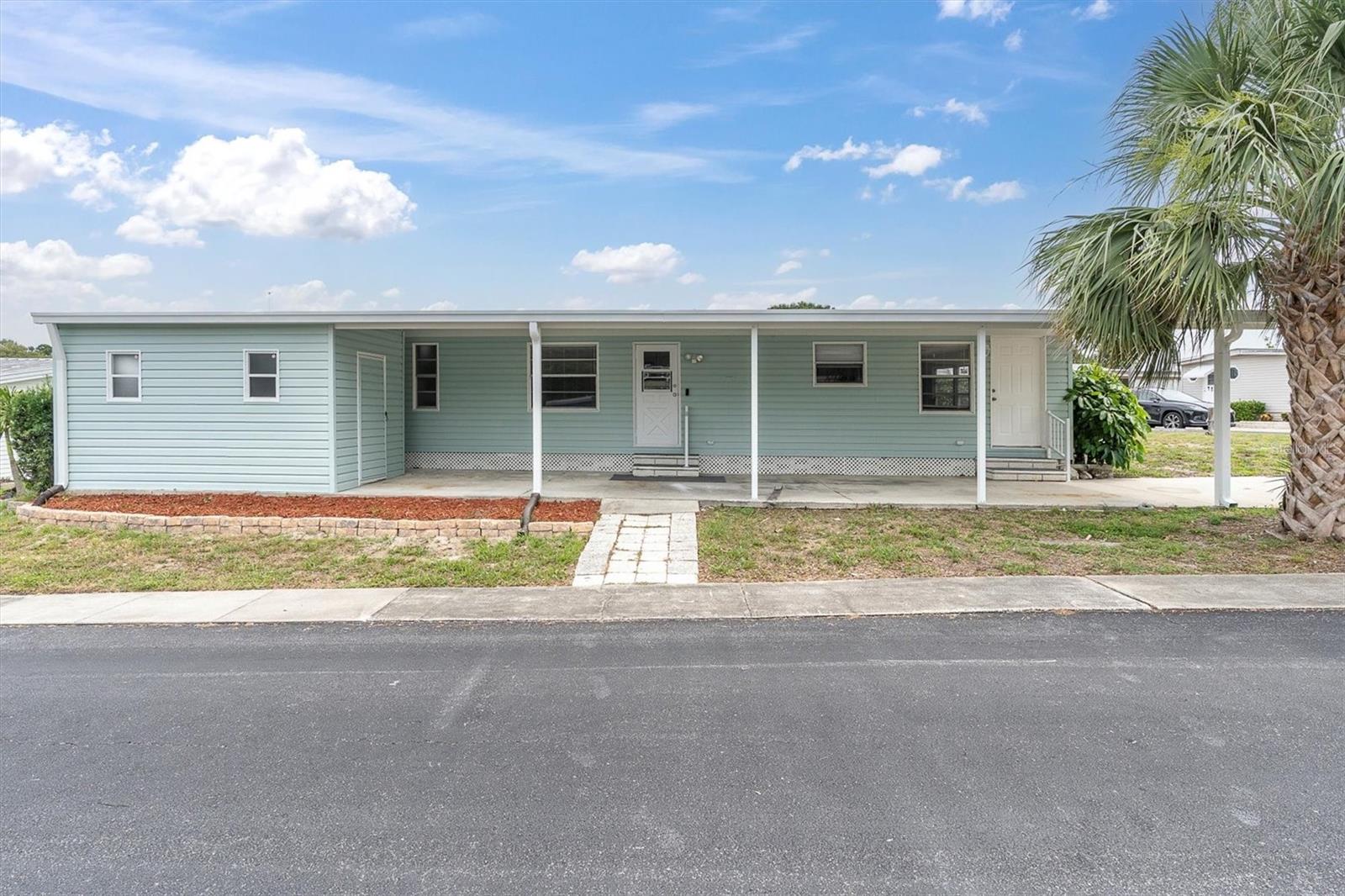 Listing photo id 1 for 11 Palm Forest Drive