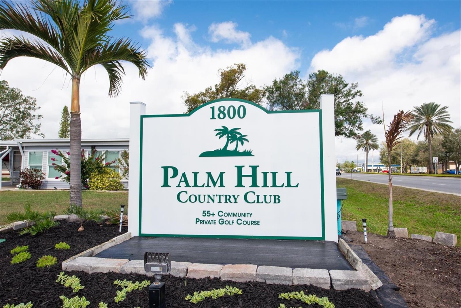 Listing photo id 34 for 11 Palm Forest Drive