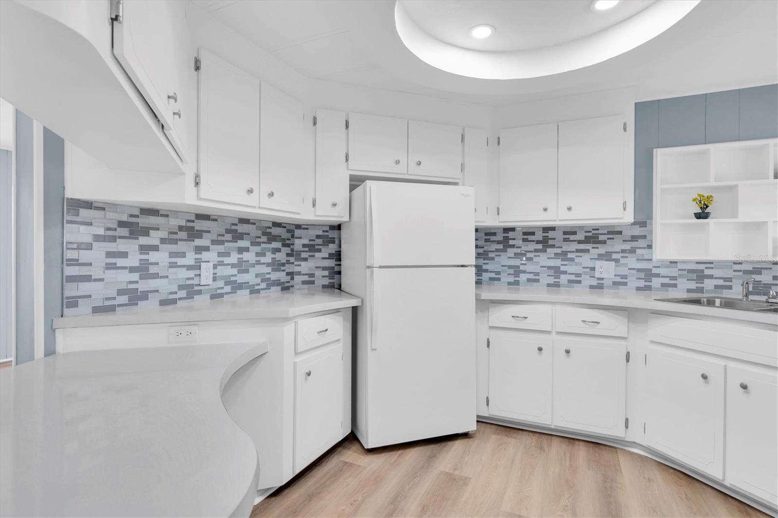 Listing photo id 5 for 11 Palm Forest Drive