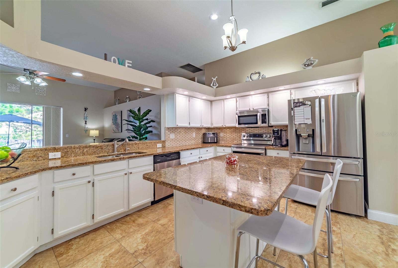 Image 12 of 58 For 18504 Country Crest Place