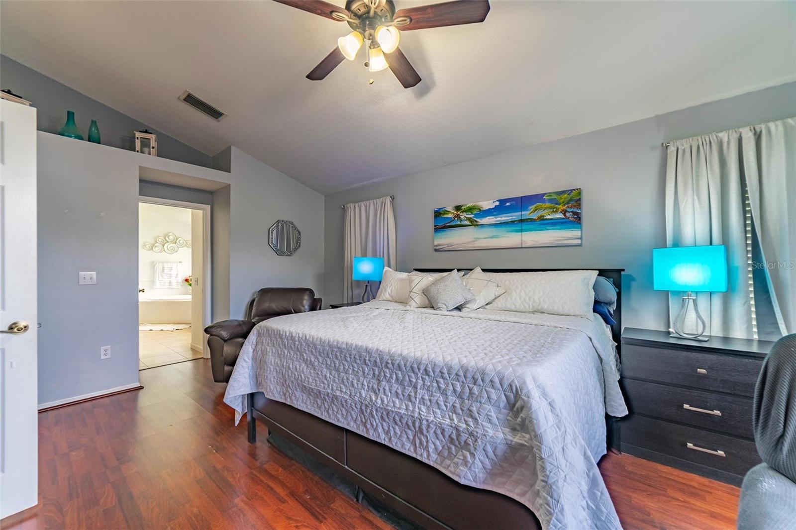 Image 17 of 58 For 18504 Country Crest Place