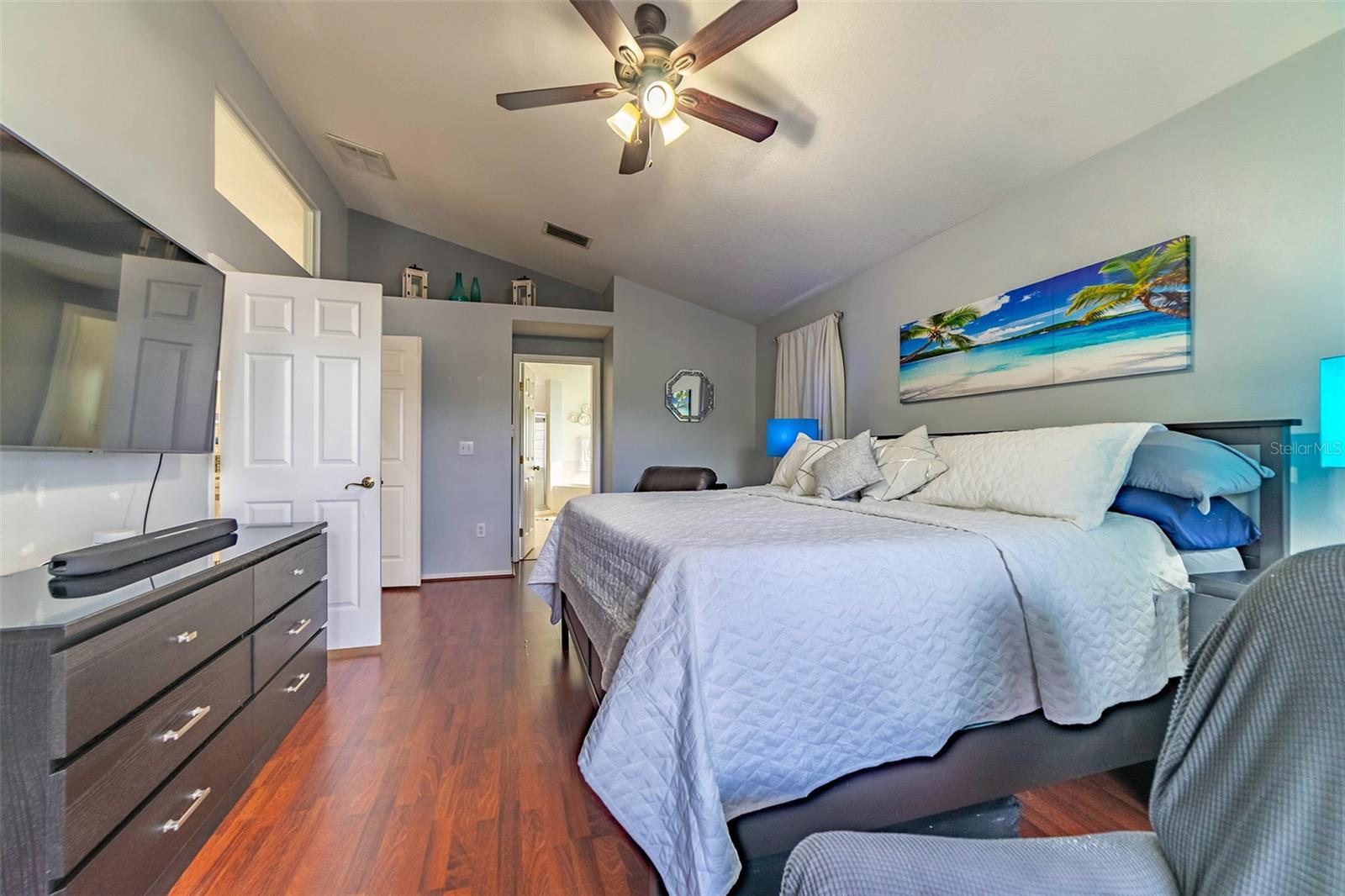 Image 18 of 58 For 18504 Country Crest Place