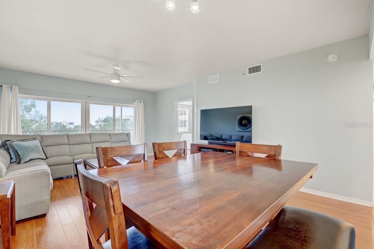 Image 11 of 31 For 960 Starkey Road 2405