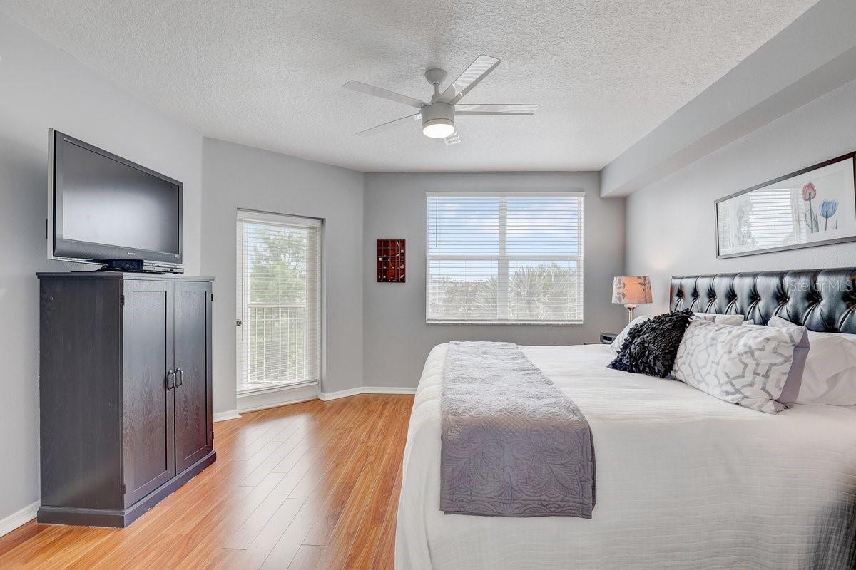 Image 15 of 31 For 960 Starkey Road 2405
