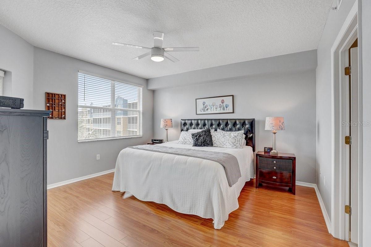 Image 16 of 31 For 960 Starkey Road 2405