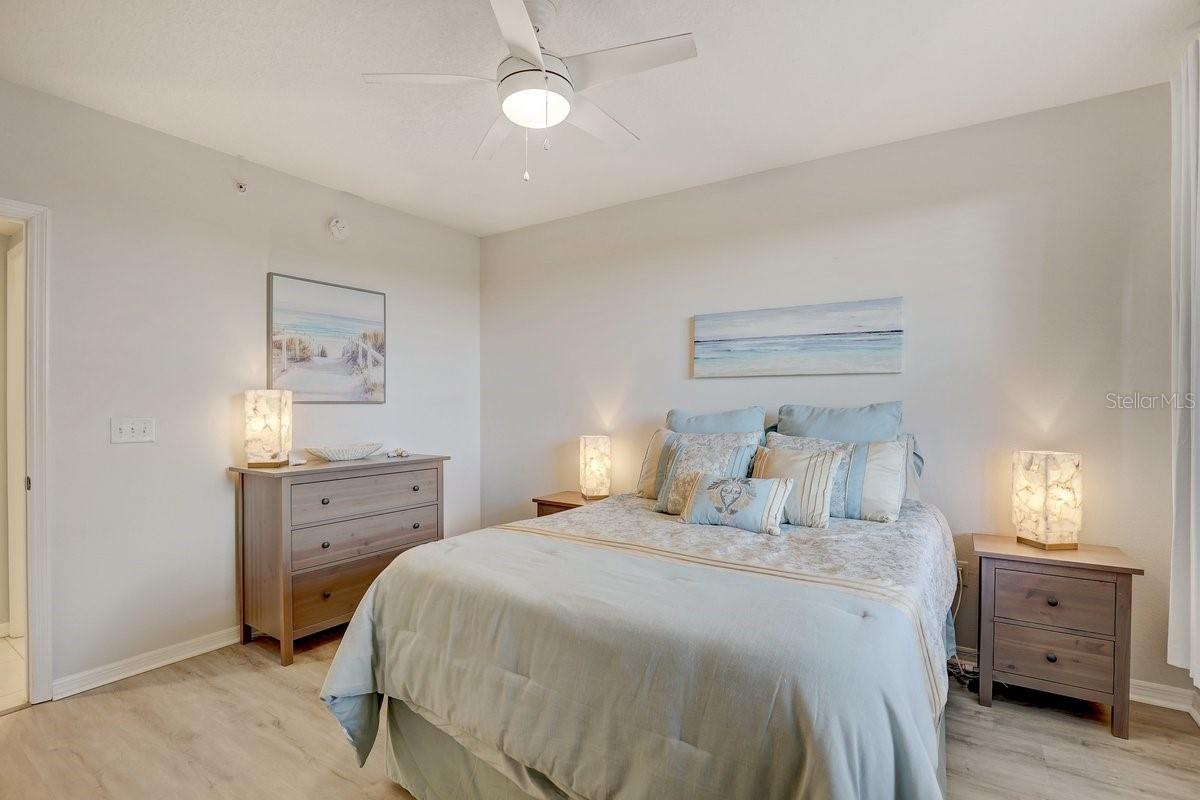 Image 22 of 31 For 960 Starkey Road 2405