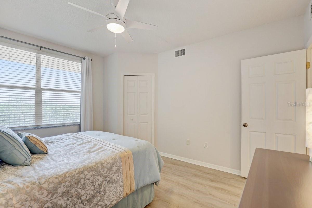 Image 23 of 31 For 960 Starkey Road 2405