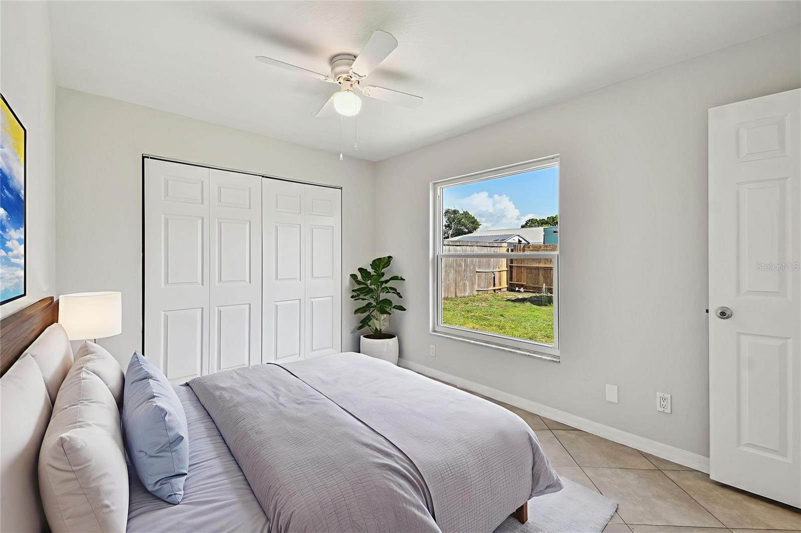 Image 6 of 12 For 6604 2nd Avenue Ne