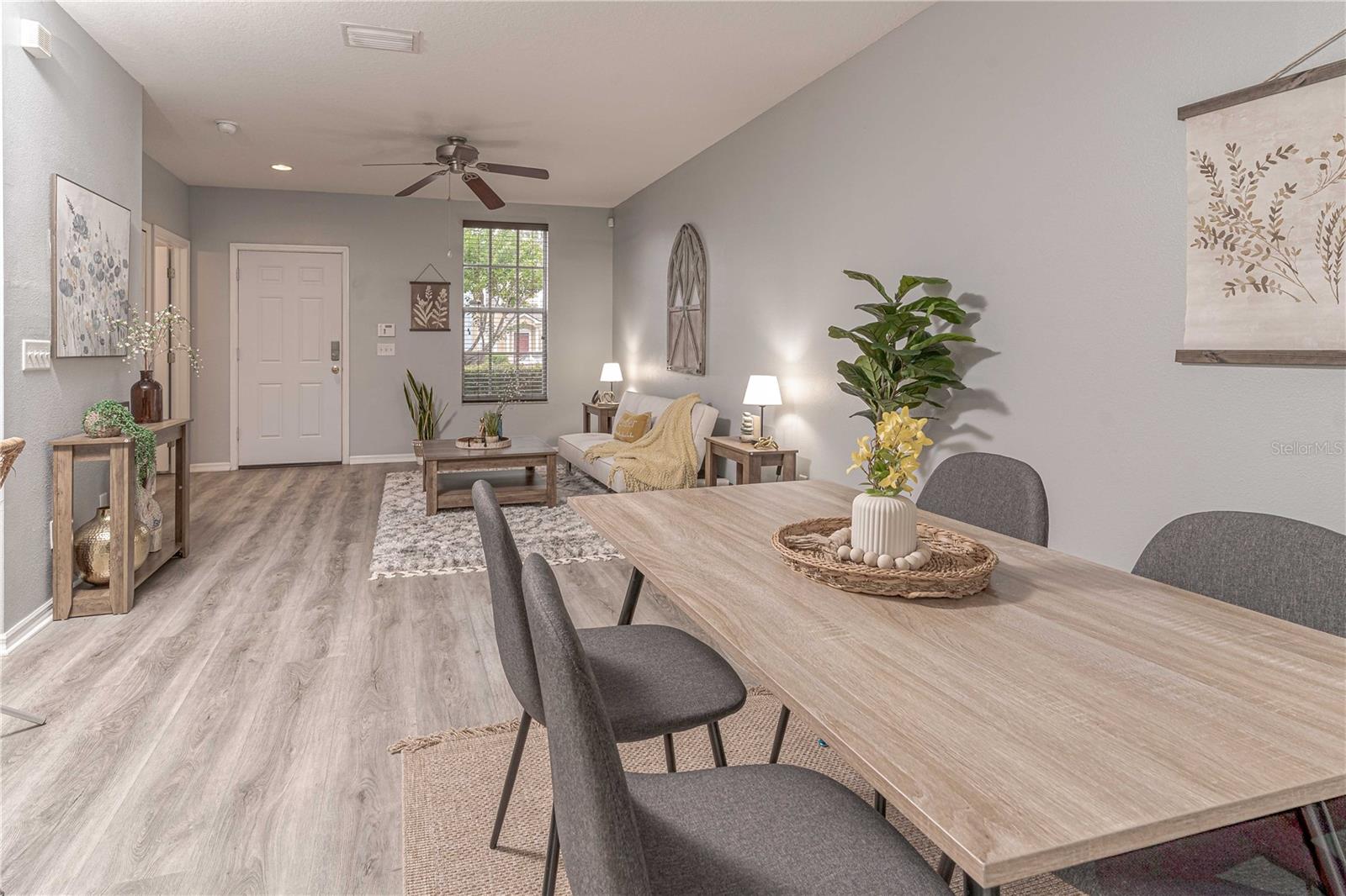 Image 5 of 21 For 1250 Charlesworth Drive
