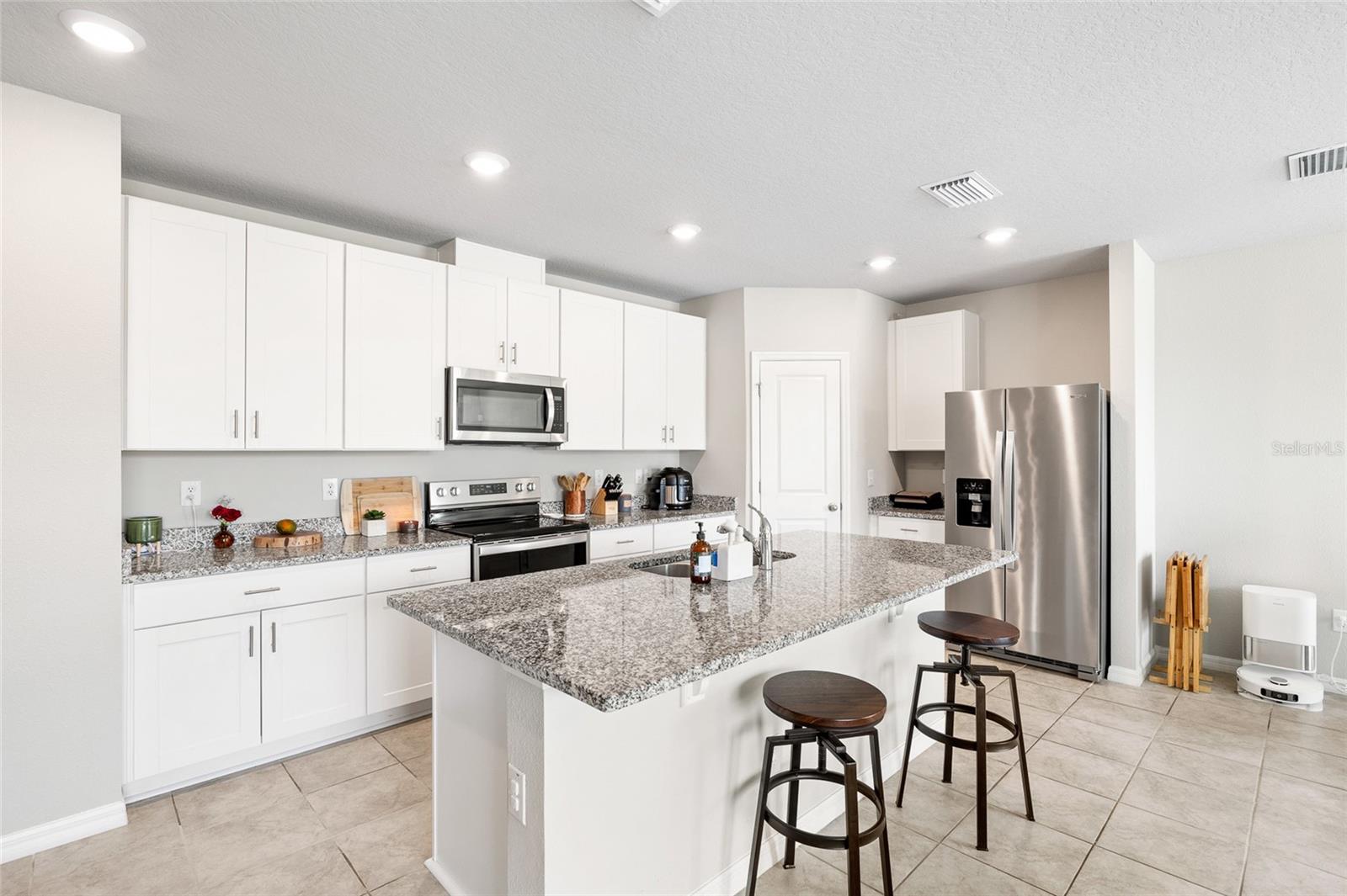 Image 12 of 32 For 11123 Thornberry Drive