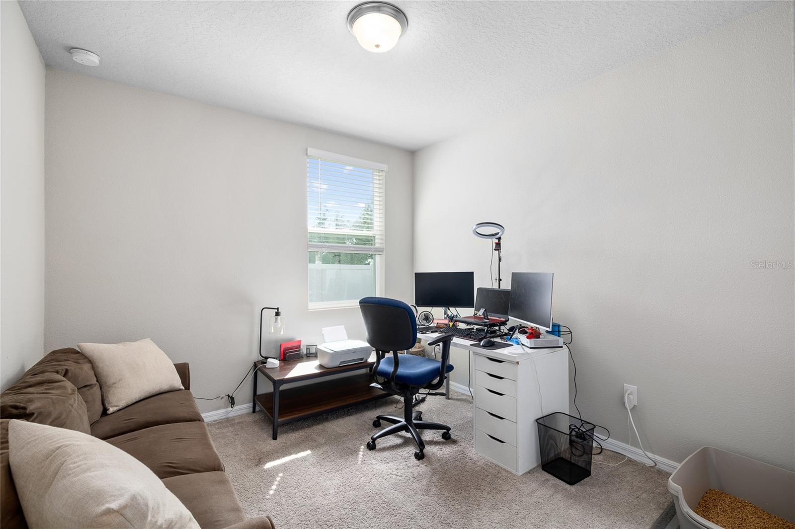 Image 22 of 32 For 11123 Thornberry Drive