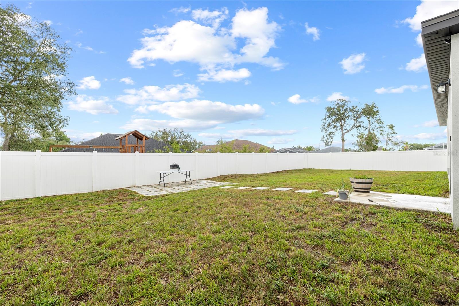 Image 26 of 32 For 11123 Thornberry Drive