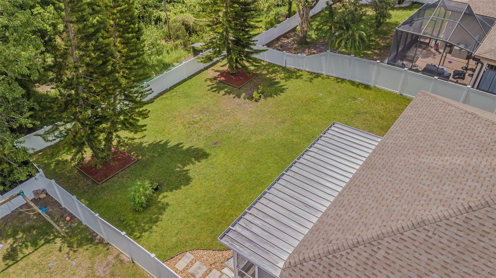 Image 10 of 49 For 2124 Rensselaer Drive