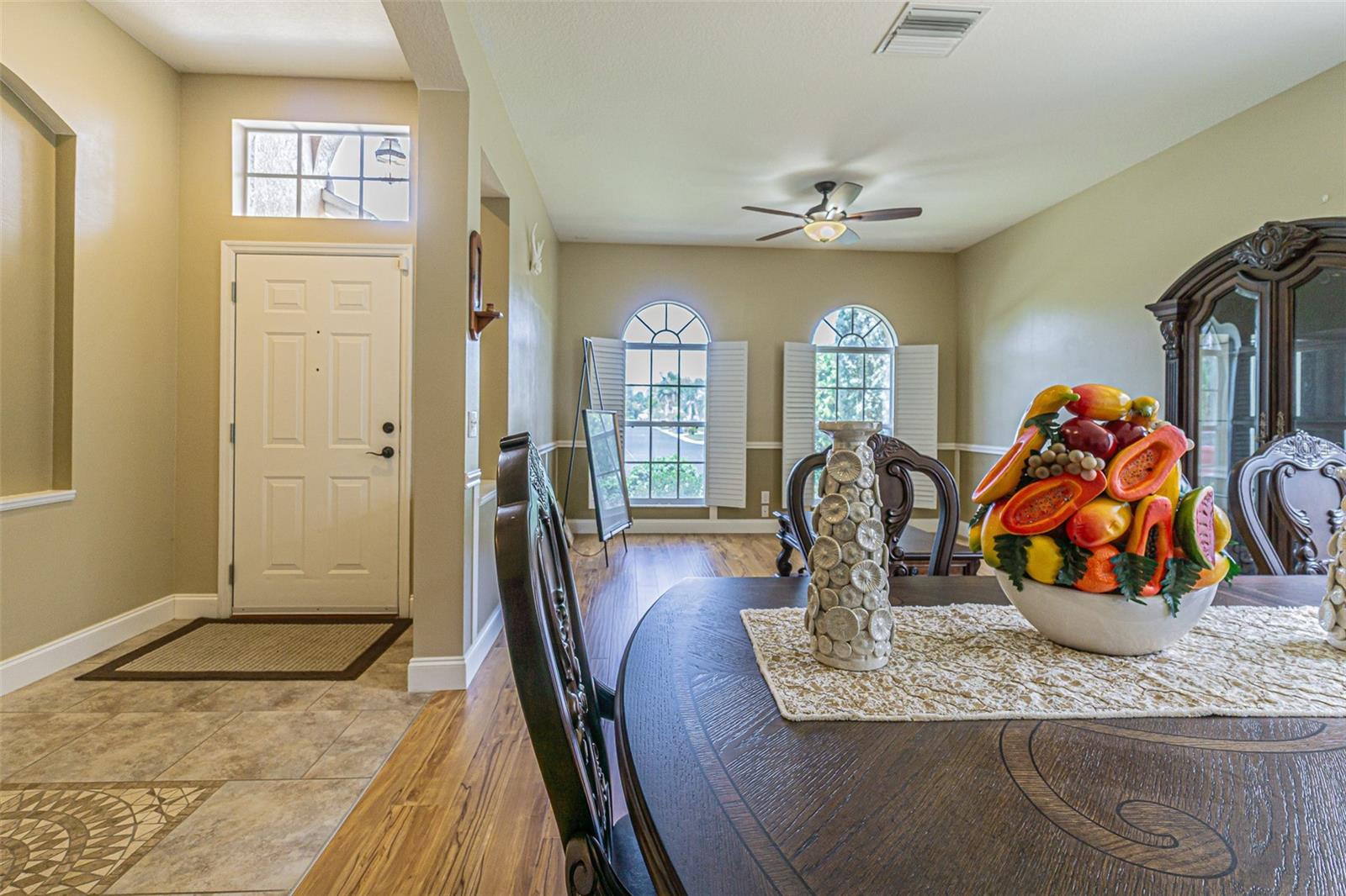 Image 15 of 49 For 2124 Rensselaer Drive