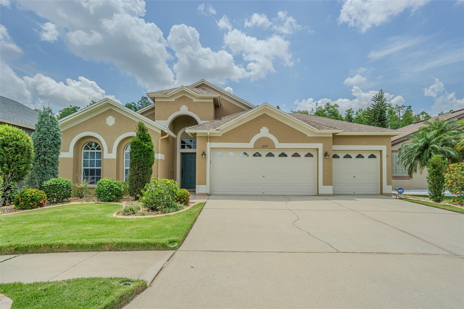 Image 4 of 49 For 2124 Rensselaer Drive