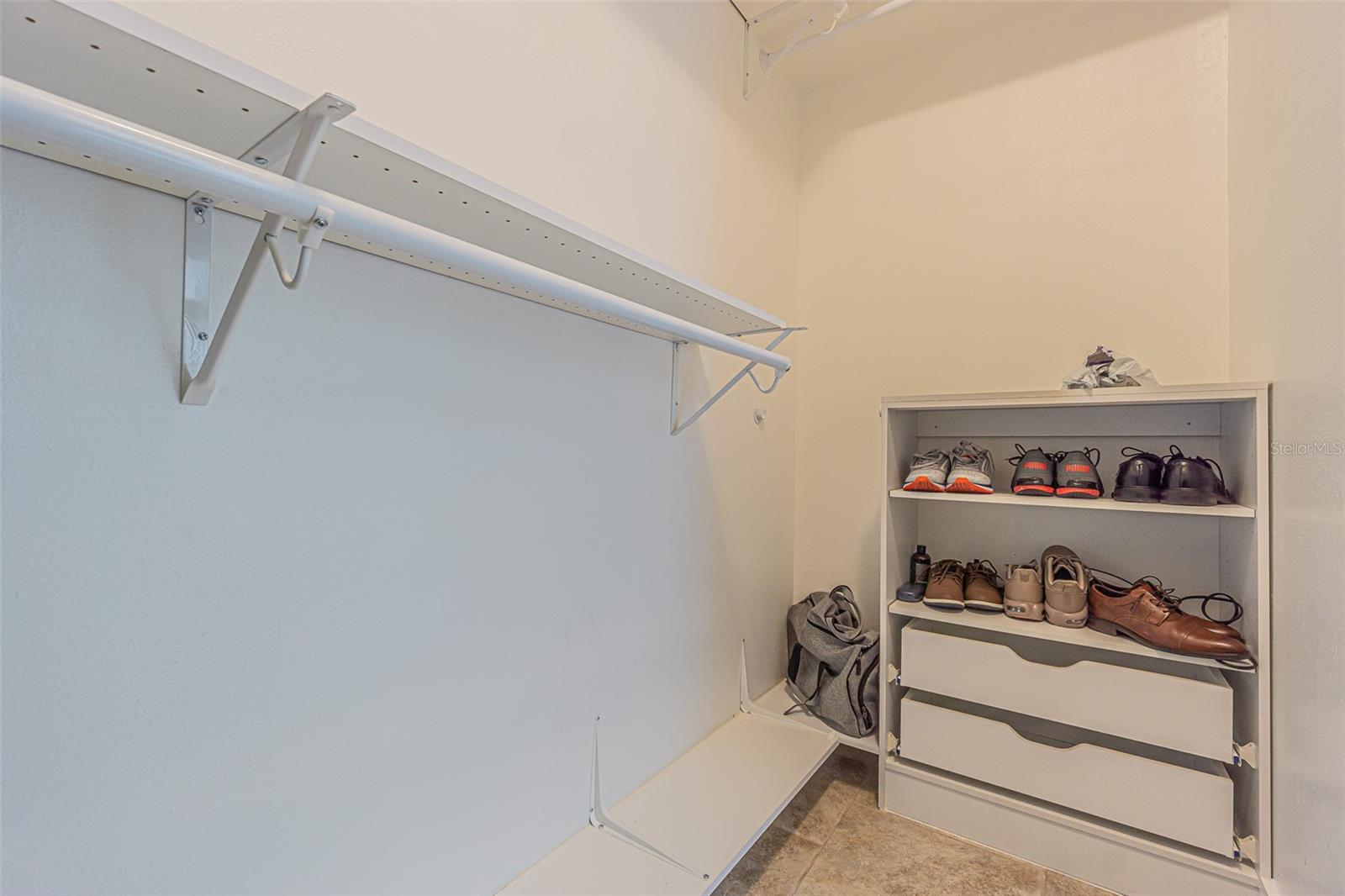 Image 40 of 49 For 2124 Rensselaer Drive