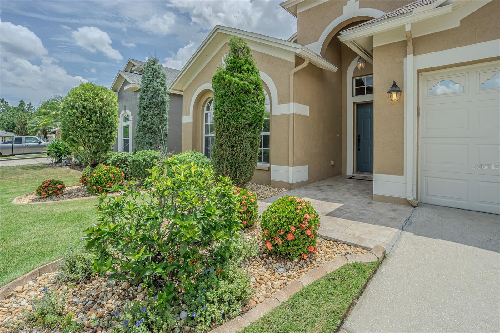 Image 7 of 49 For 2124 Rensselaer Drive