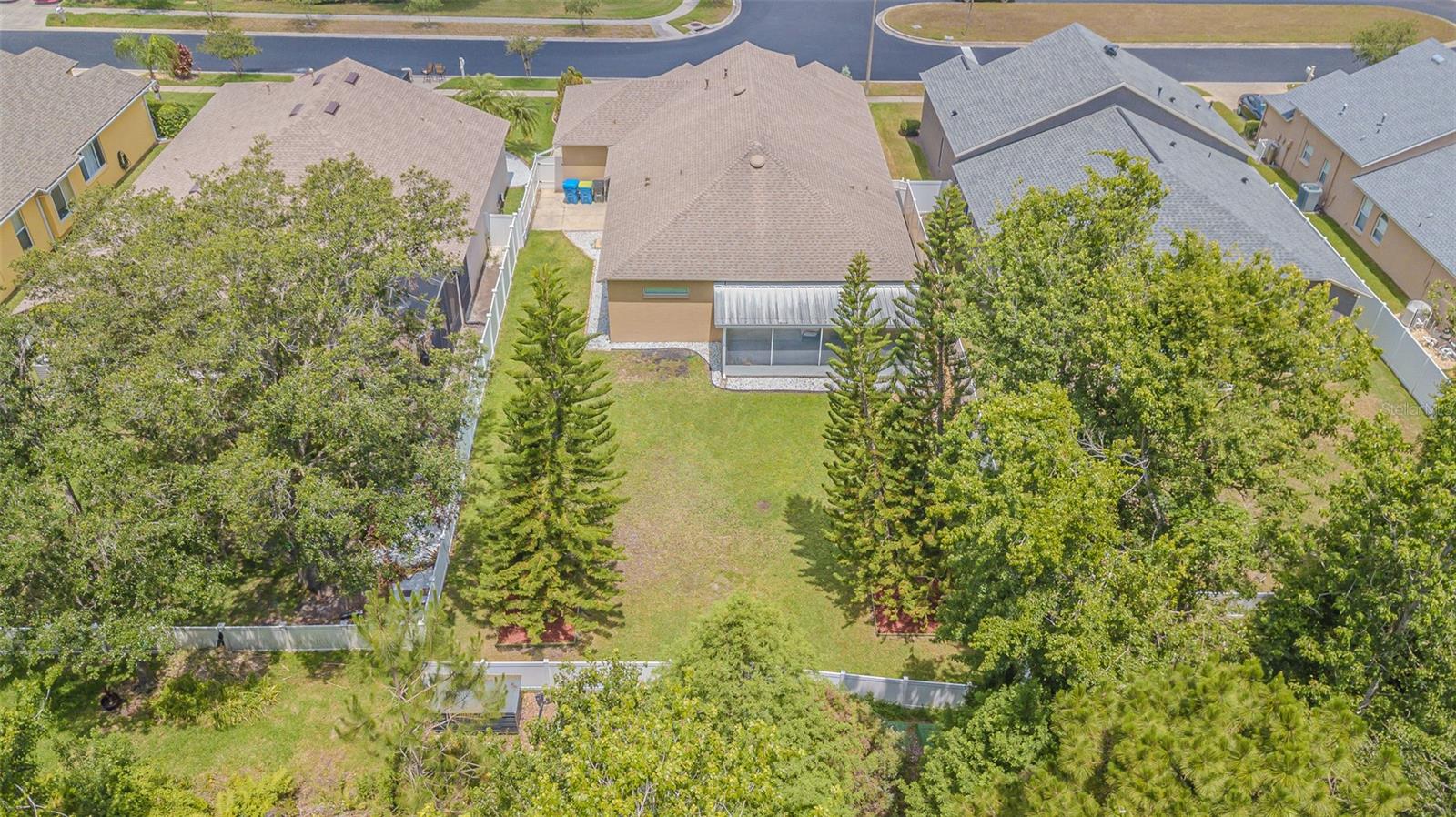 Image 9 of 49 For 2124 Rensselaer Drive