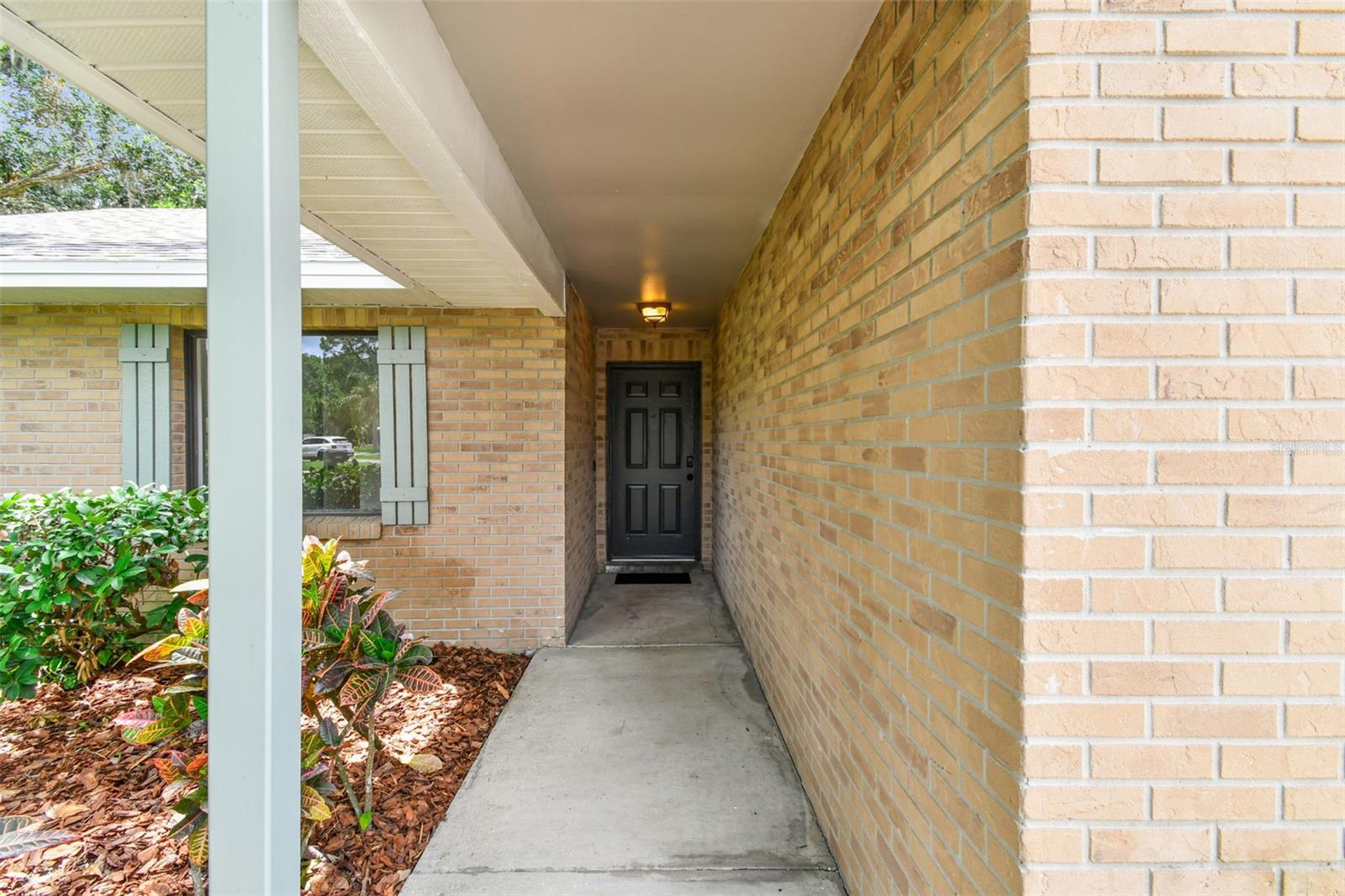 Image 12 of 79 For 4221 Meadowbend Court
