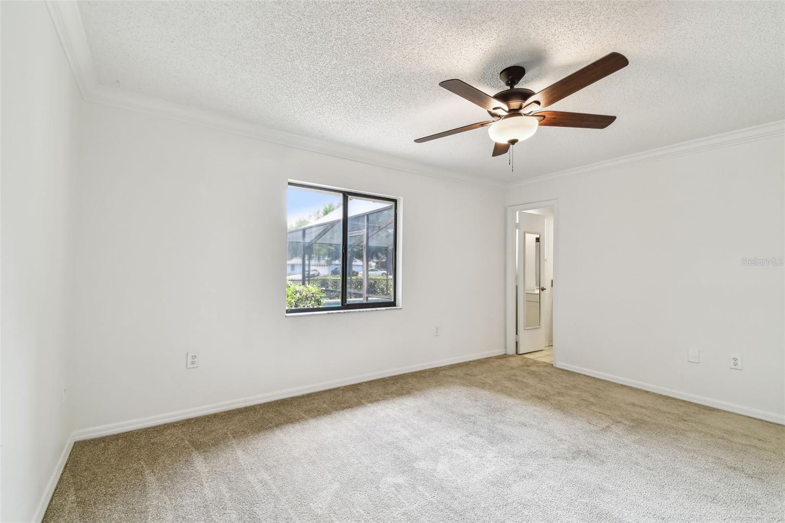 Image 32 of 79 For 4221 Meadowbend Court