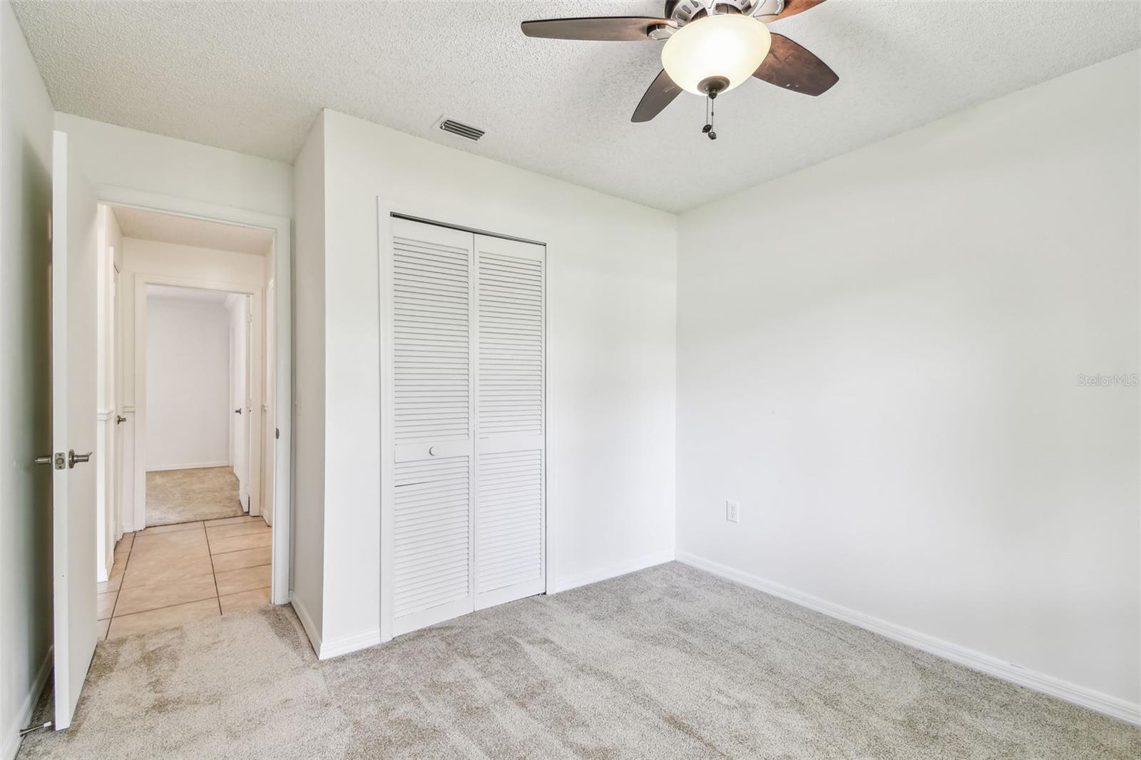 Image 41 of 79 For 4221 Meadowbend Court