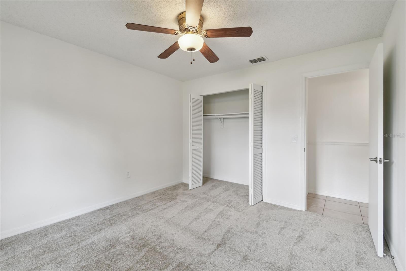 Image 45 of 79 For 4221 Meadowbend Court