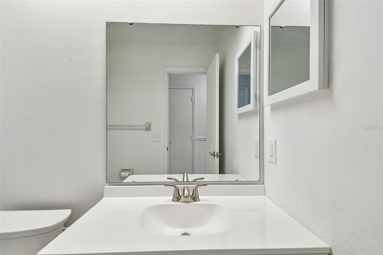 Image 47 of 79 For 4221 Meadowbend Court
