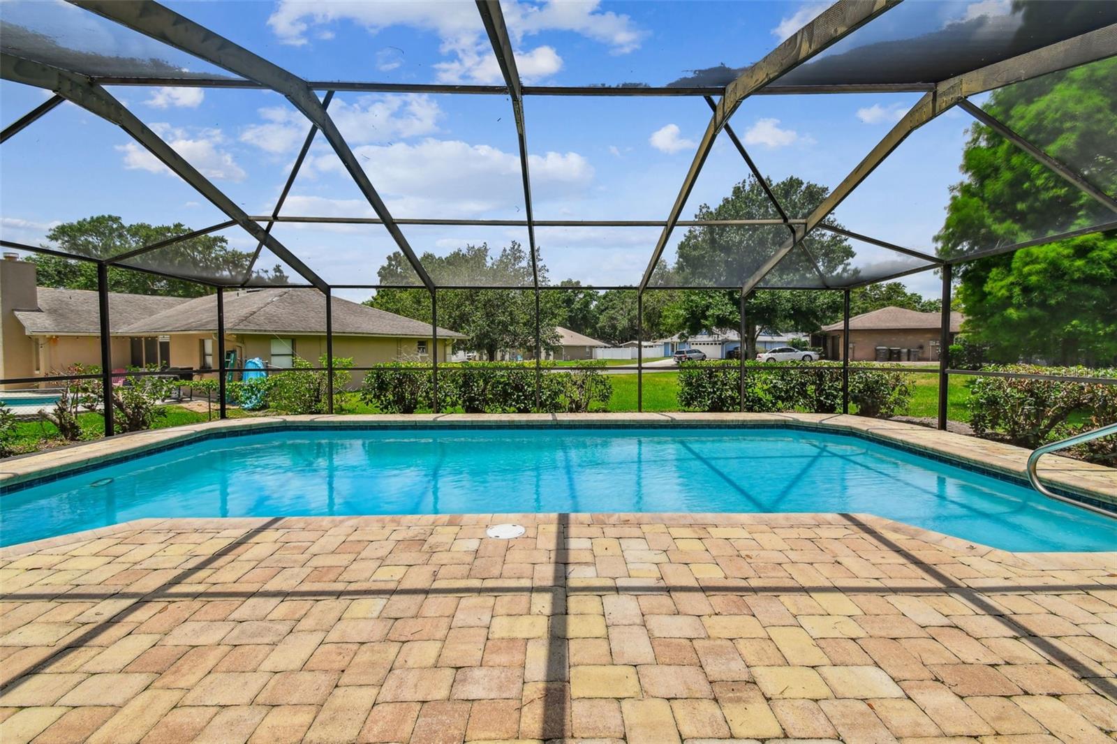 Image 50 of 79 For 4221 Meadowbend Court