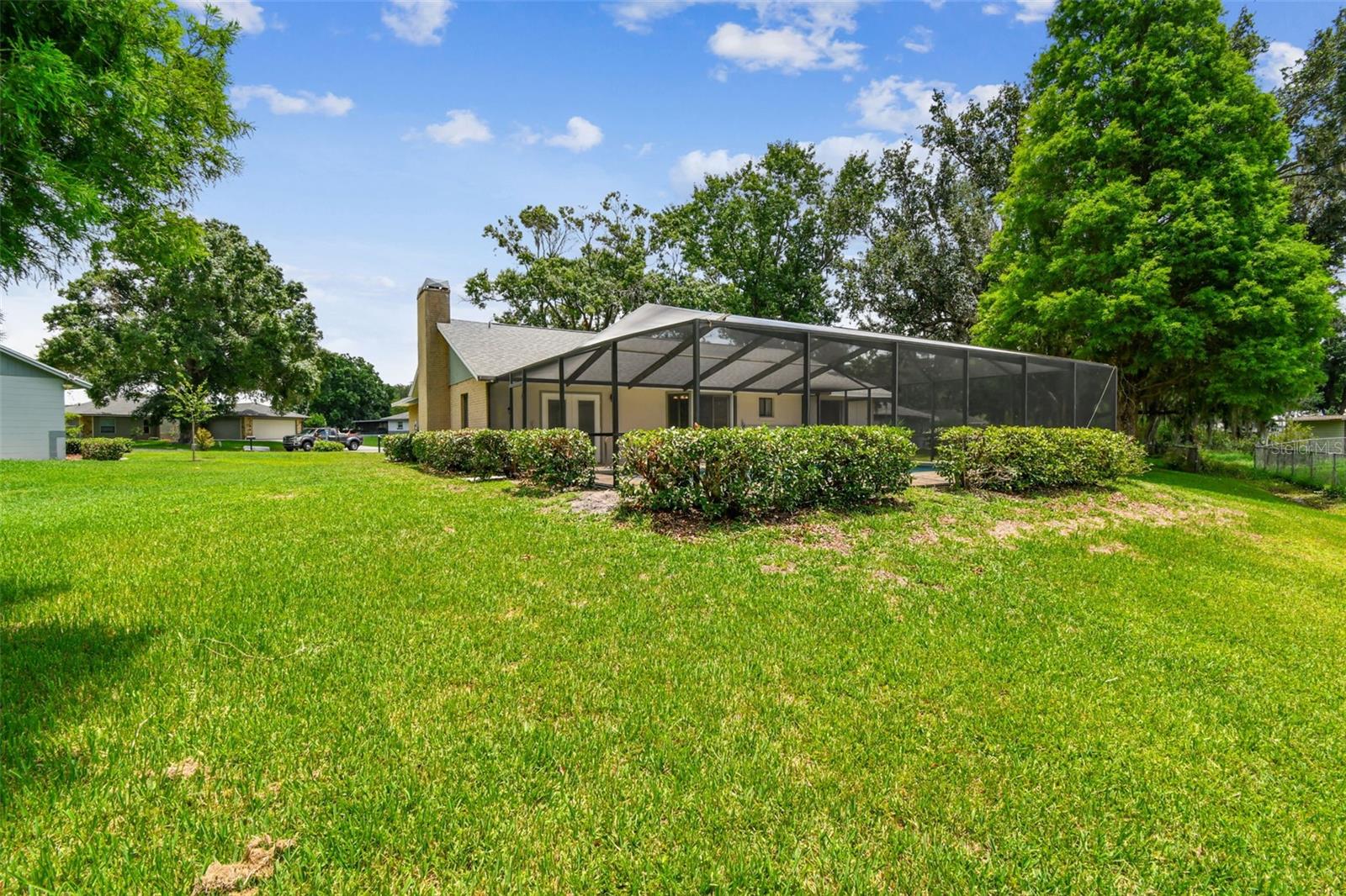 Image 54 of 79 For 4221 Meadowbend Court