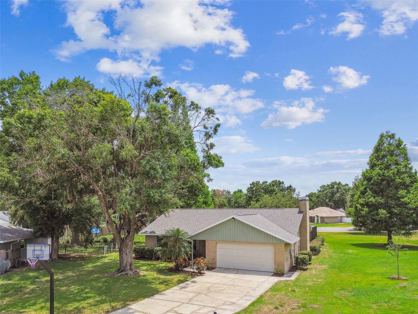 Image 61 of 79 For 4221 Meadowbend Court