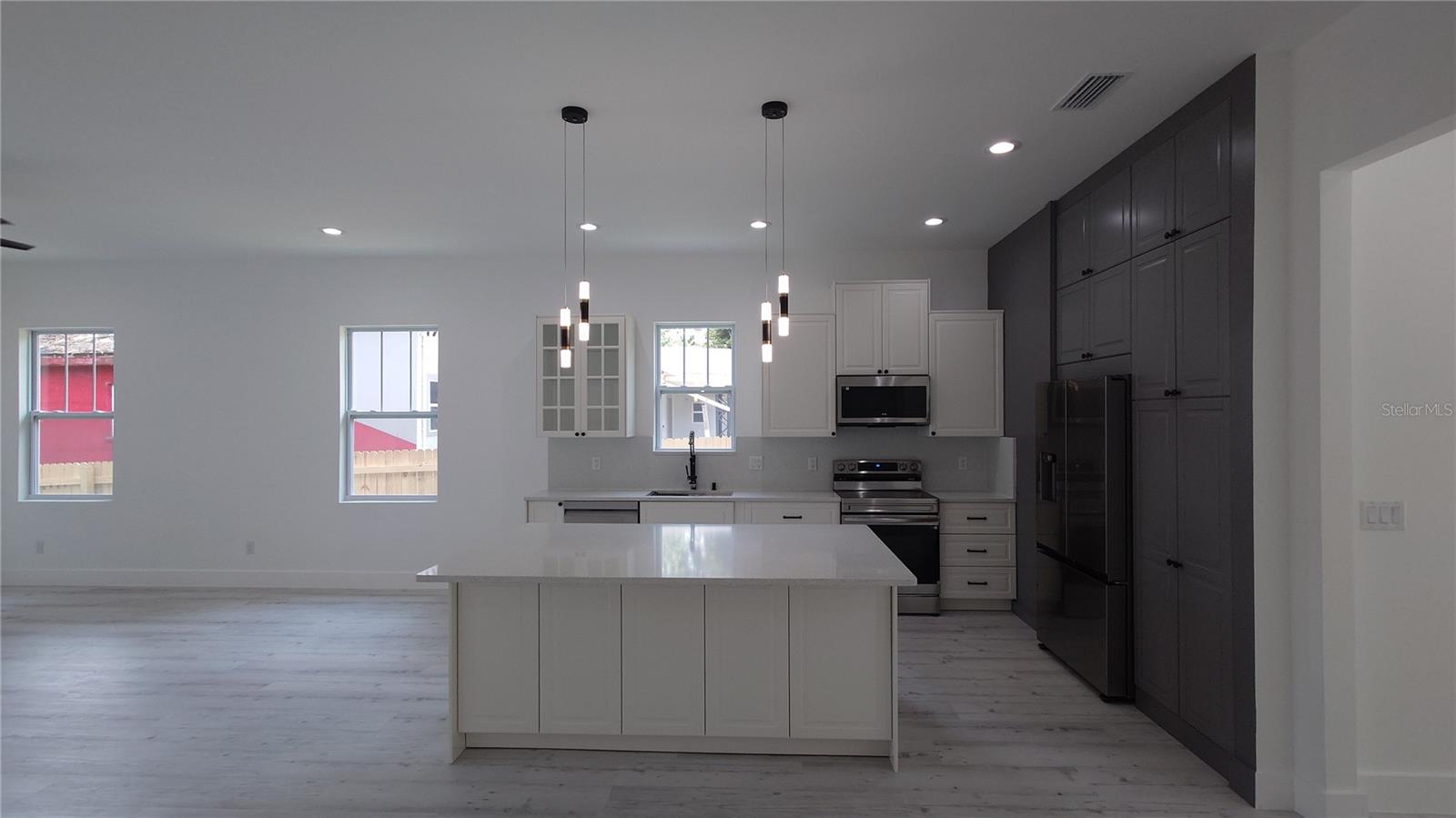Image 11 of 48 For 7011 15th Street