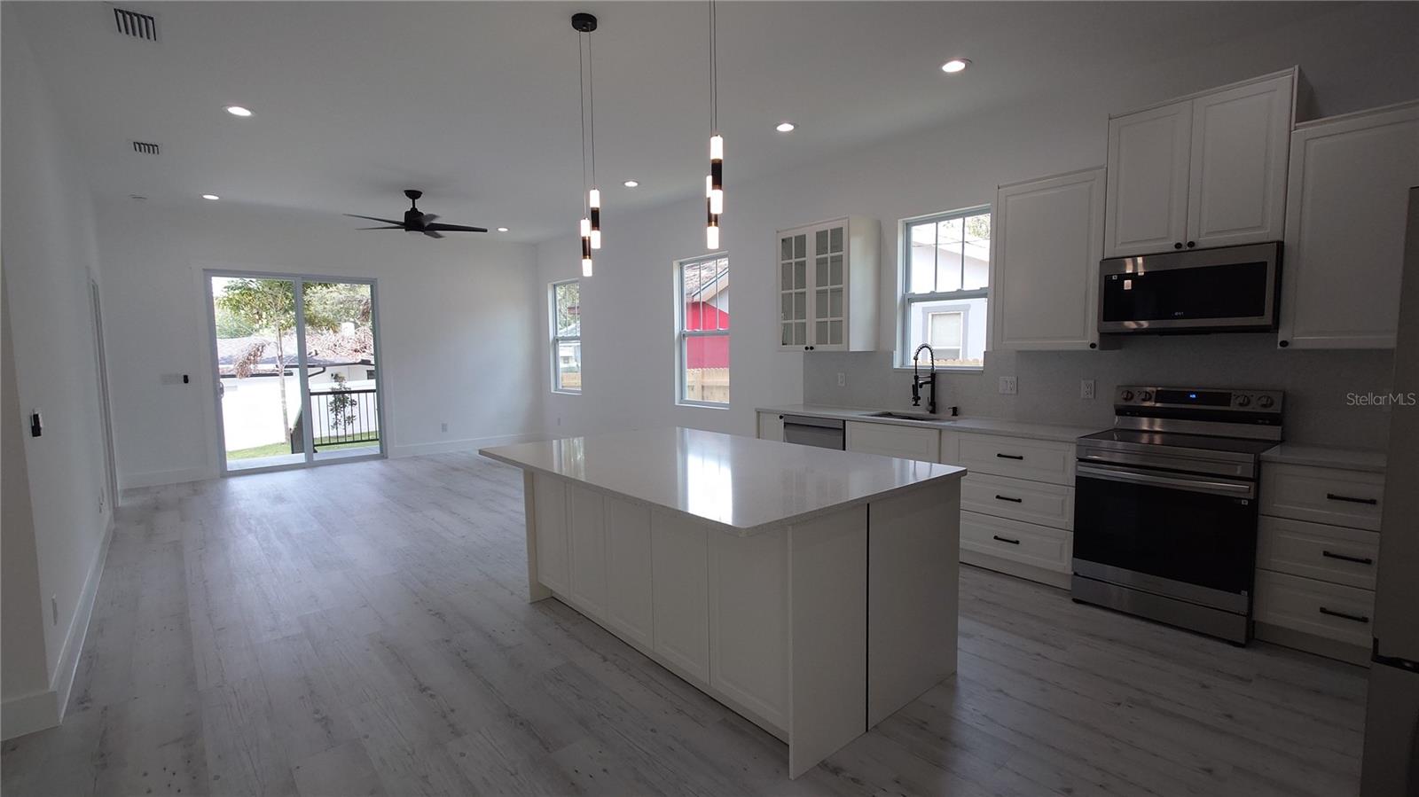 Image 20 of 48 For 7011 15th Street